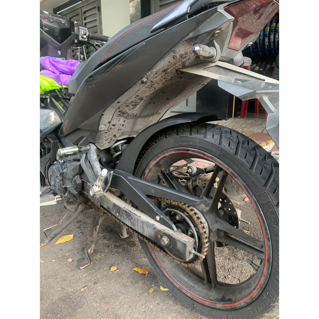 DÈ CHẮN BÙN LUÔN CARTE CHO EXCITER 150