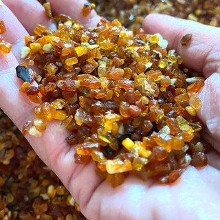 Hổ Phách Nga Baltic Amber