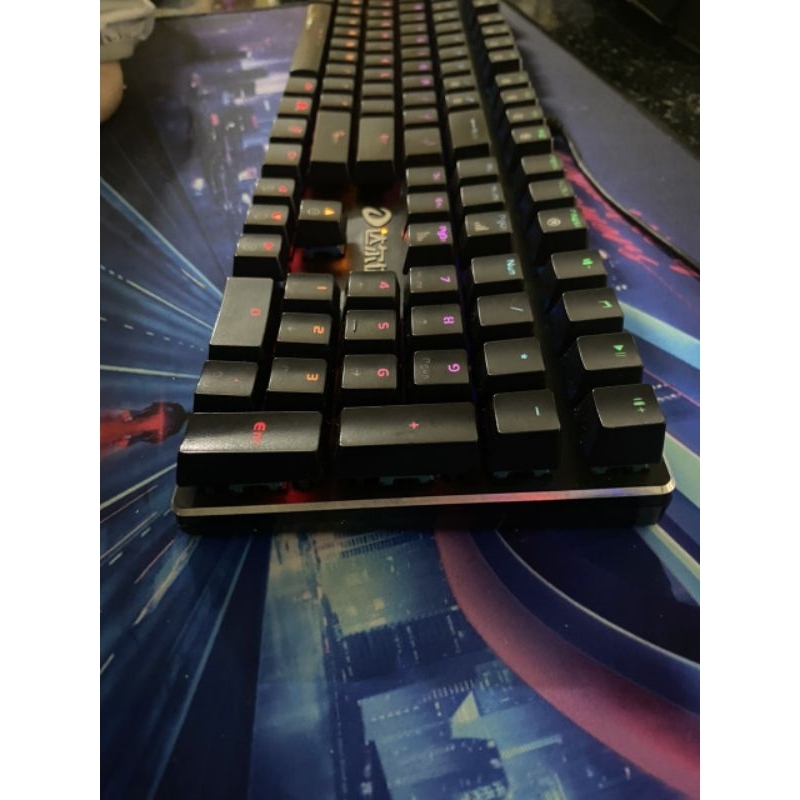 Phím cơ Quang  Dareu ek810x . switch optical  hàng còn mới 90%