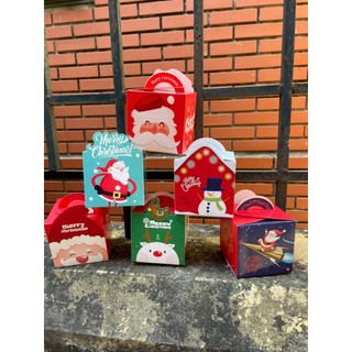 [Giá Tốt] Hộp giấy đựng quà Noel hộp quà nhiều mẫu mới 2023 kích thước 10x10x8 cm