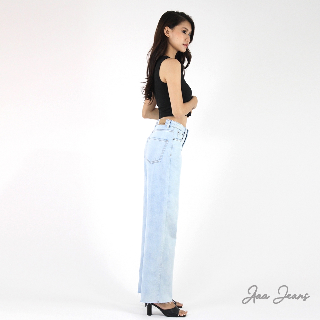 Quần Jean Nữ Ống Rộng Lưng Cao Ice Blue Aaa Jeans