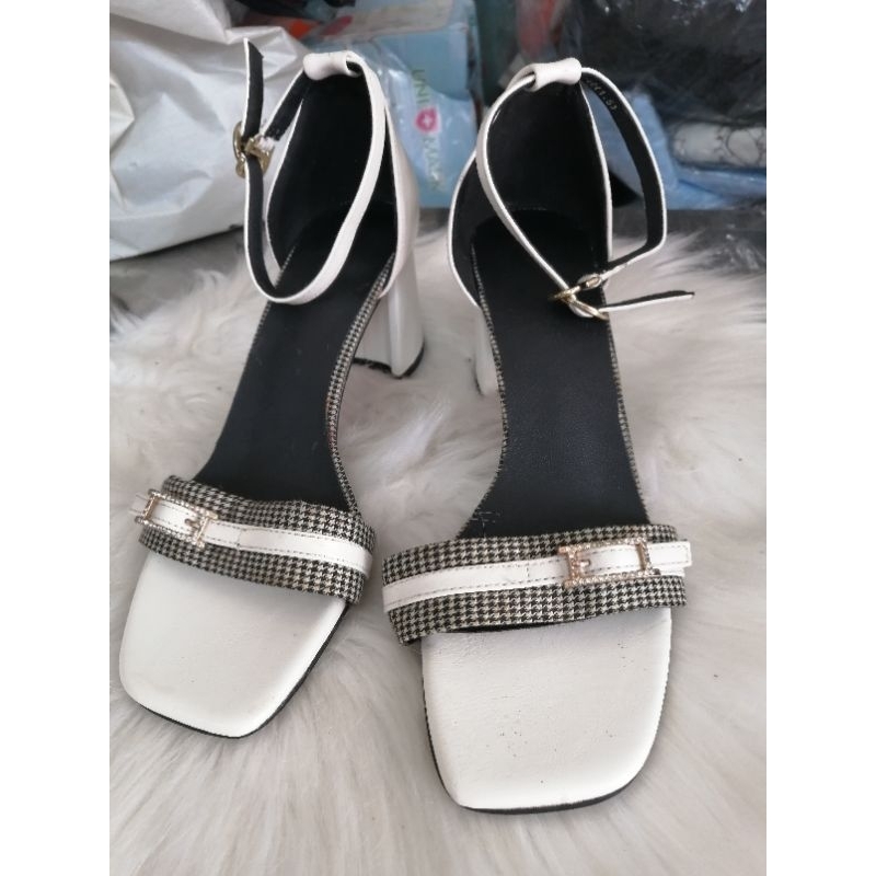 Xả kho Giày nữ nhiều mẫu lẻ size 35,36,37,38