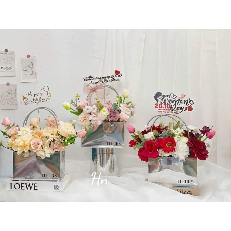 Banner, tag cài hoa bó, hoa lẵng ngày 20/10, 20/11, ngày sinh nhật