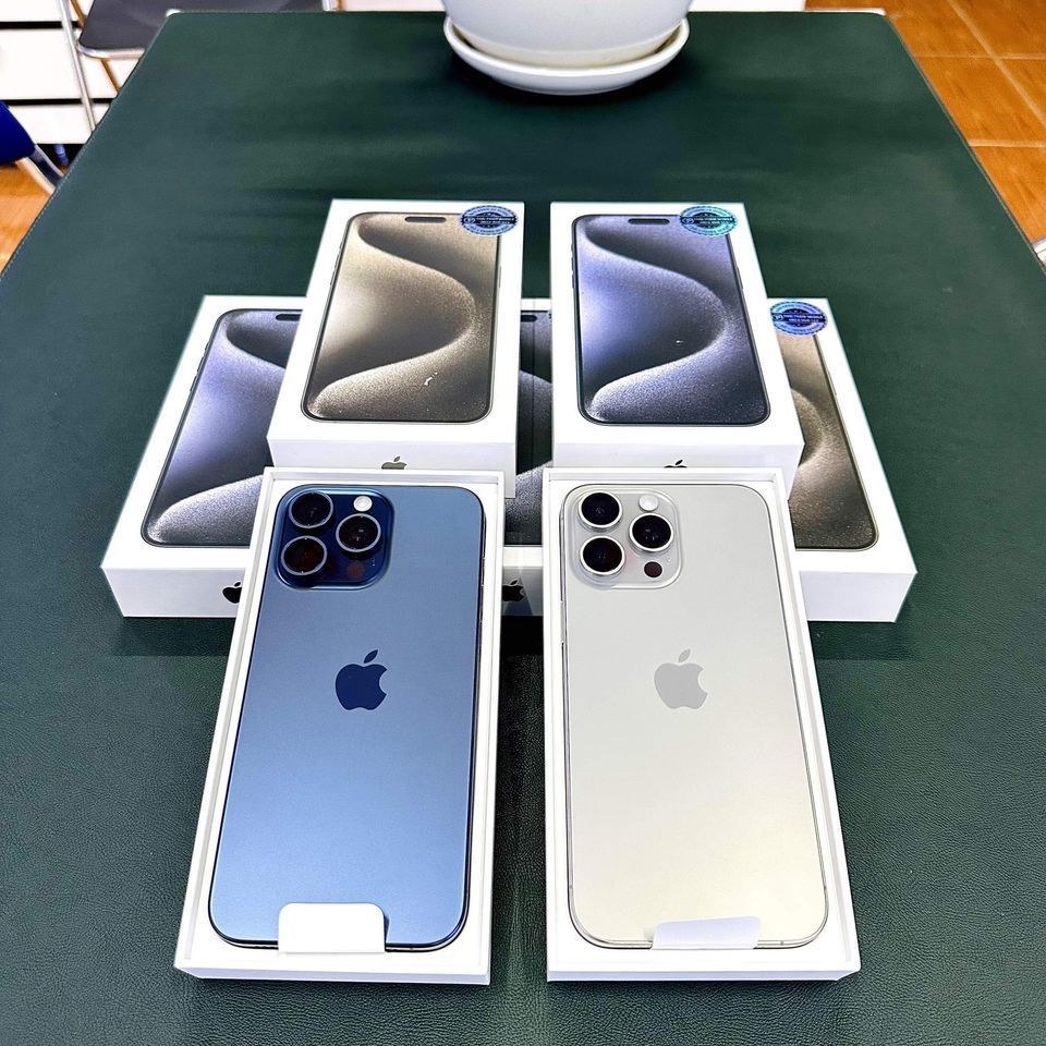 15 Pro|max 256Gb Vn/a xanh titan new - Bh 1 đổi 1