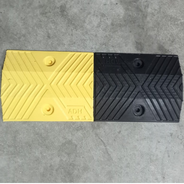 Gờ giảm tốc _ KT : 500x200x30mm