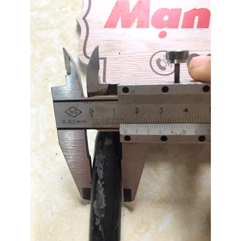 Quang bắt nhíp, u nhíp cho xe công nông loại to phi 15 rộng trong 7cm dài 32cm