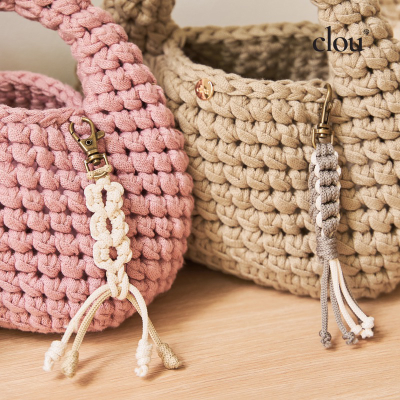 [Quà Tặng Không Bán] Key Chain móc thủ công CLOU