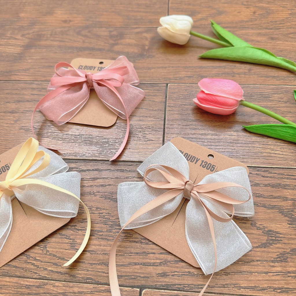 Kẹp nơ lớn nhũ phối ruy băng công chúa cho bé made by Cloudy's Mami