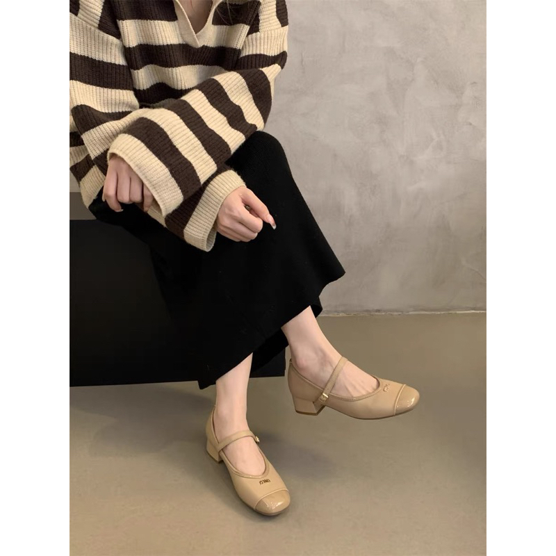 Giày mary Jane mũi tròn phối bóng mùa thu 2023