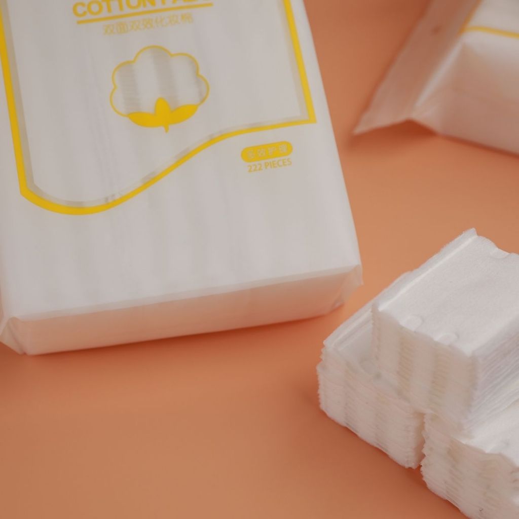Bông tẩy trang Cotton Pads 222 miếng
