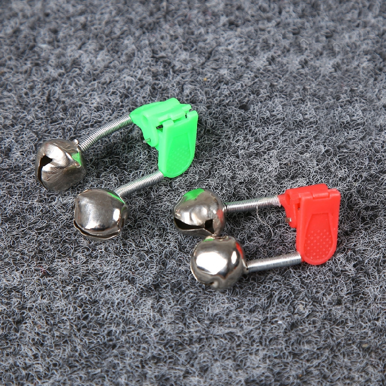 Chuông cài áo - quần màu xanh