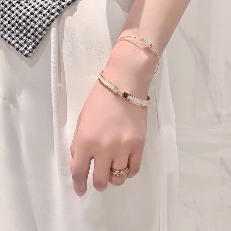 Vòng Tay HM Titanium Cao Cấp Lắc Tay Titan Sang Trọng Cá Tính