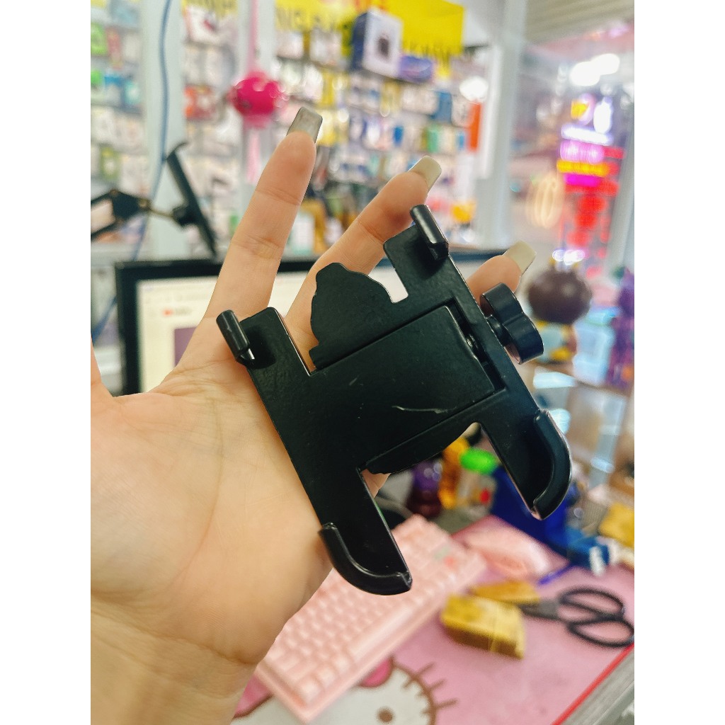 Giá đỡ kẹp điện thoại trên môtô ,xe đạp gắn ghi đông C1