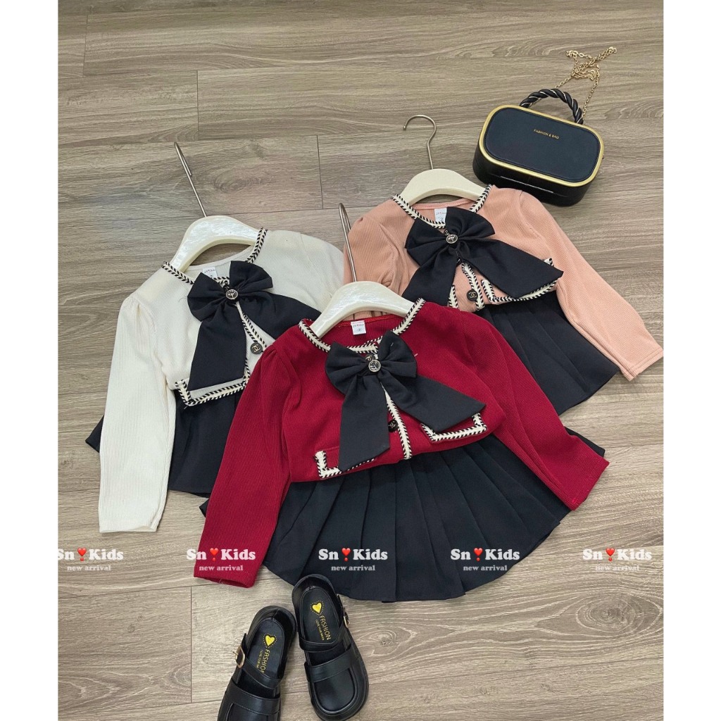 Váy bé gái , Set áo len nhung tăm nơ đen + chân váy xếp ly xịn xò cho bé gái 10-30kg
