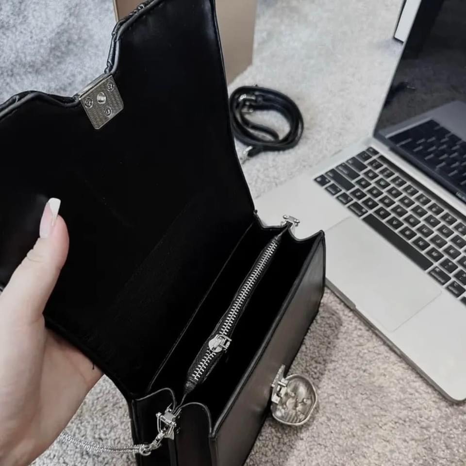 Túi đeo cheo dây đá phối ngọc thời trang