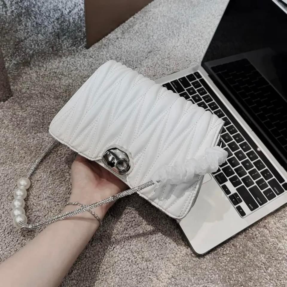 Túi đeo cheo dây đá phối ngọc thời trang