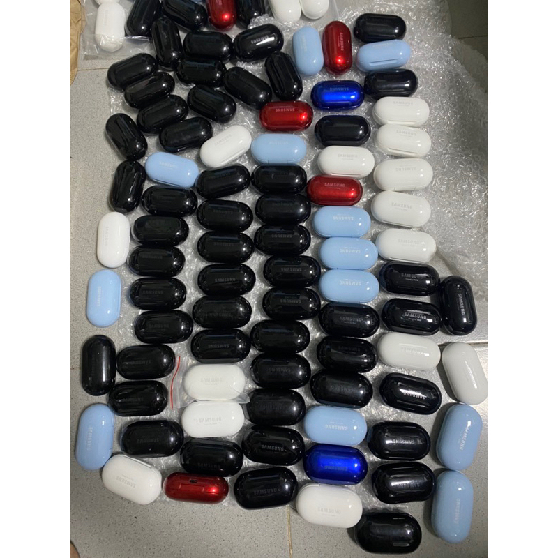 Hộp sạc samsung bud plus chính hãng.