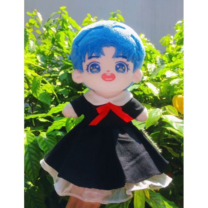 Ouffit doll 20cm, váy đen viền bèo