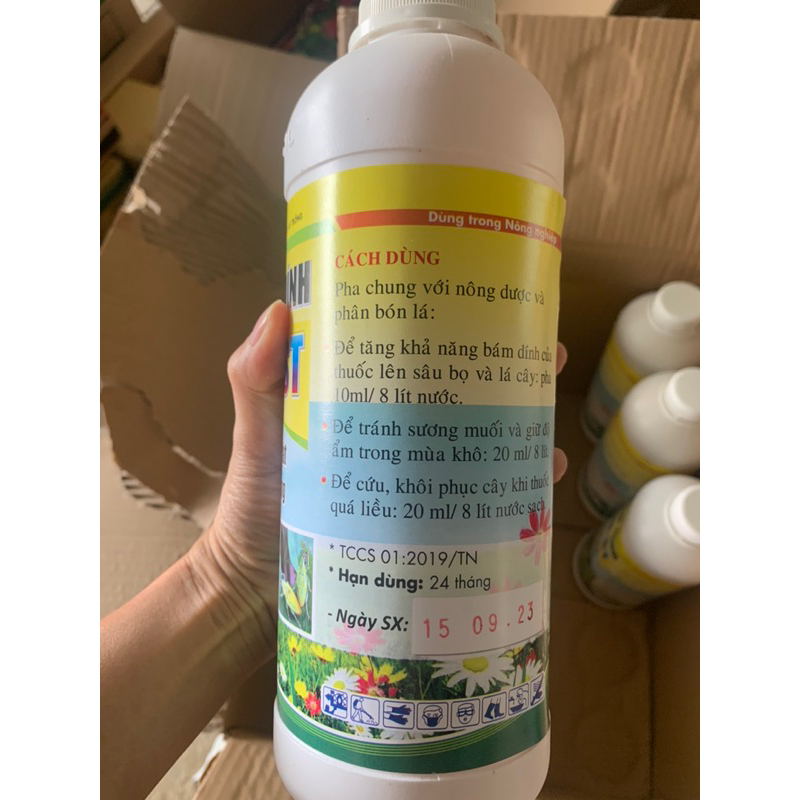 Siêu bám Dính chai 1 lít.