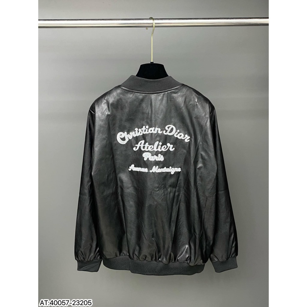 Áo Khoác Bomber Da DIOR Thêu Chữ Lưng 2 Lớp Dầy Dặn - Bomber DIOR Lót Gió Cực Ấm Hottrend Nam Nữ 2023