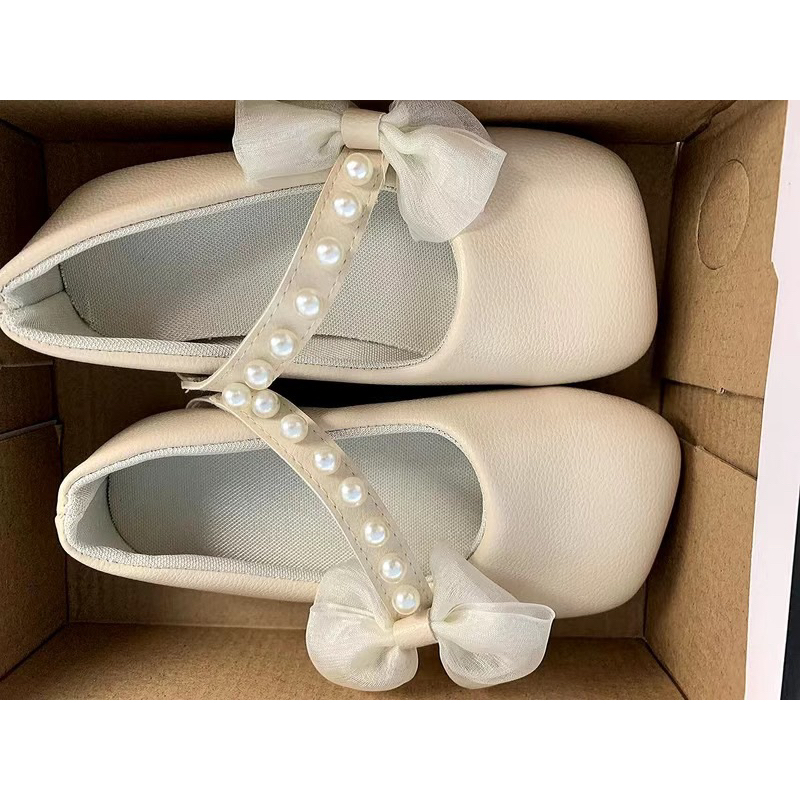 Giày Búp Bê Đế Mềm Quai Chéo Đính Nơ Ngọc Chống Nhấc Gót Cho Bé