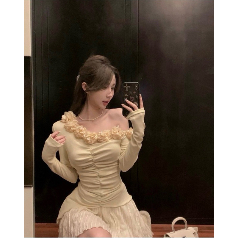 SET ÁO TRỄ VAI ĐÍNH HOA NGỰC NHÚN THÂN + CHÂN VÁY XOÈ