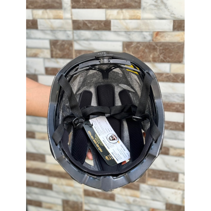 MŨ THỂ THAO ROYAL MD07 ĐEN BÓNG CHÍNH HÃNG