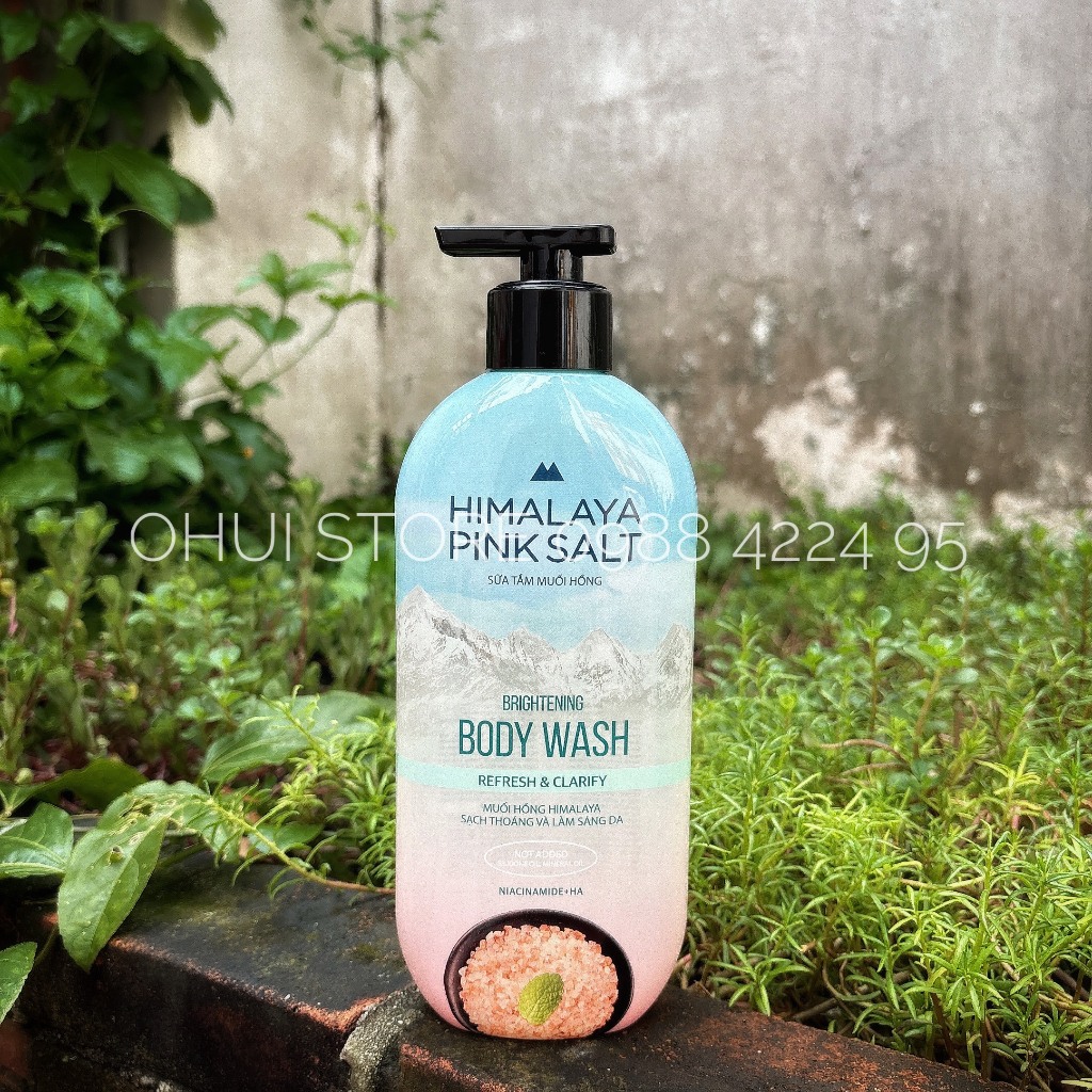 Sữa tắm muối hồng tươi mát sảng khoái Hymalaya Pink Salt 500 gam - Chuẩn Auth