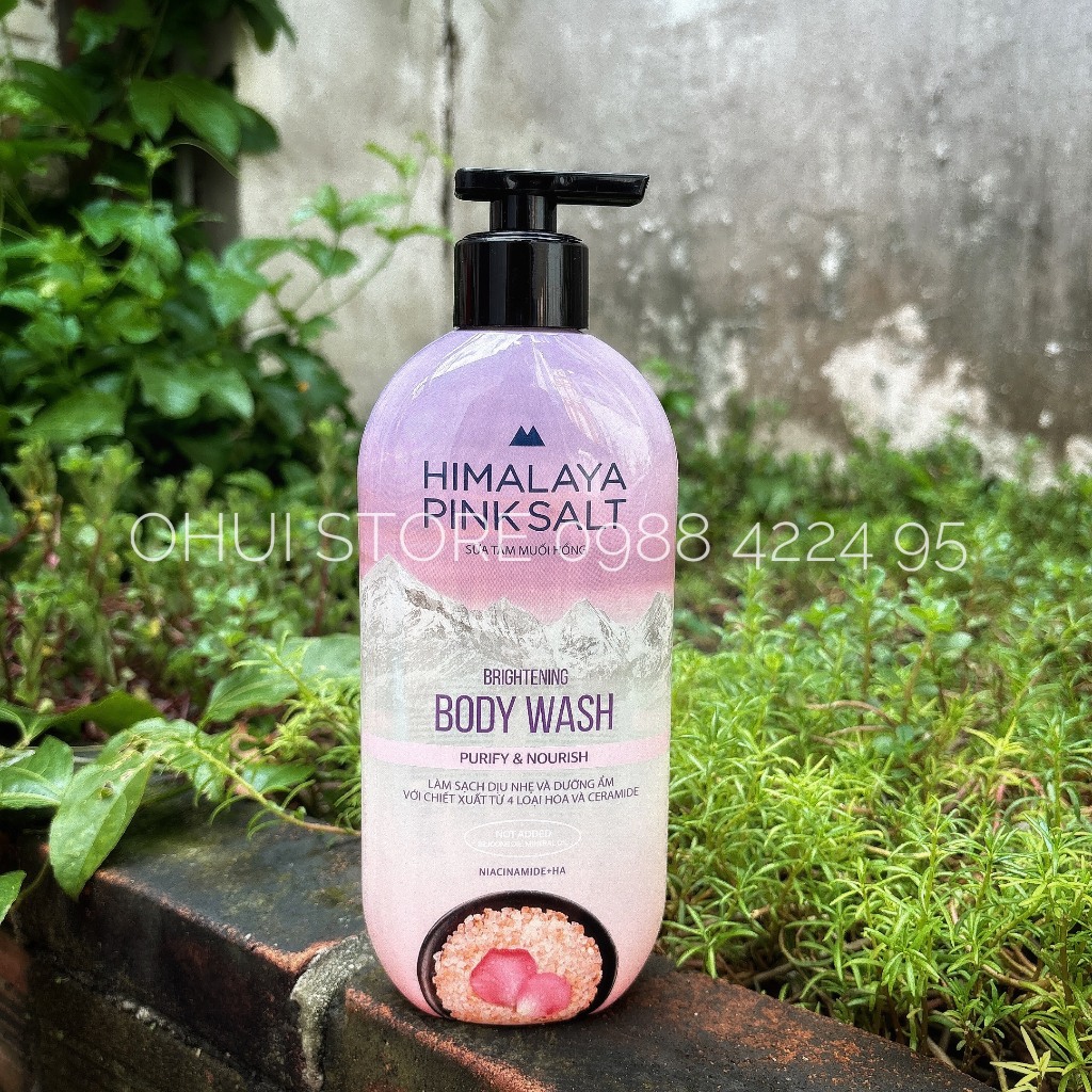 Sữa tắm muối hồng tươi mát sảng khoái Hymalaya Pink Salt 500 gam - Chuẩn Auth