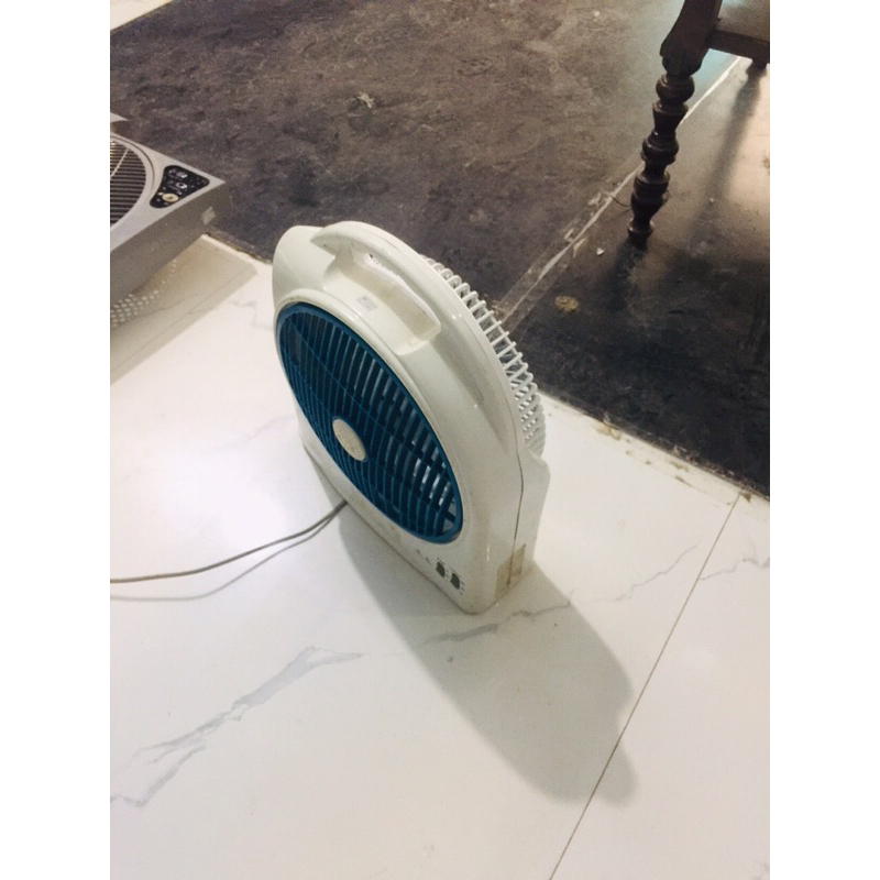 Quạt kẹp bình 12vol