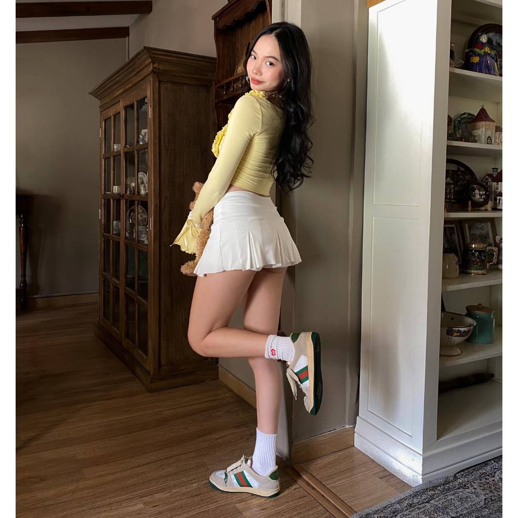 “𝐂𝐇𝐑𝐈𝐒𝐓𝐈𝐍𝐄 𝐓𝐎𝐏” Áo Croptop thun tay dài cổ vuông dễ thương, tay ống loe tiểu thư