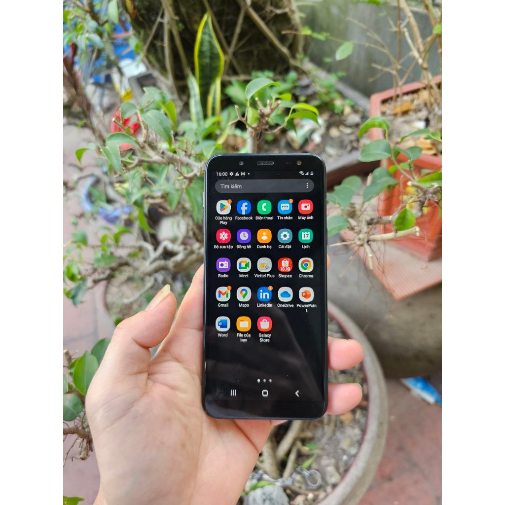 Điện thoại samsung galaxy j600 j6 2018 máy tân trang đẹp trên 95%