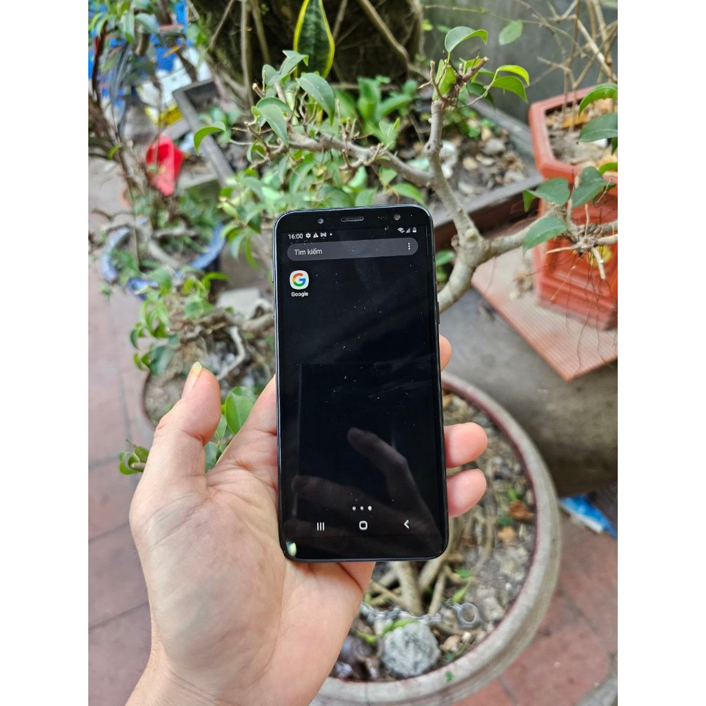 Điện thoại samsung galaxy j600 j6 2018 máy tân trang đẹp trên 95%