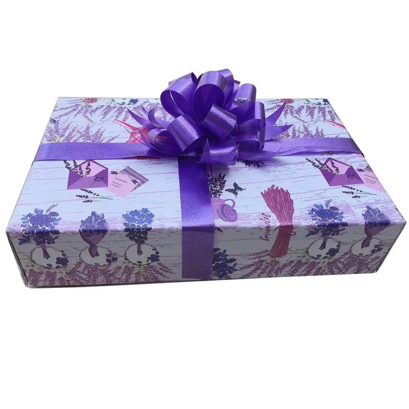 Hộp quà và hoa nơ đựng quà tặng