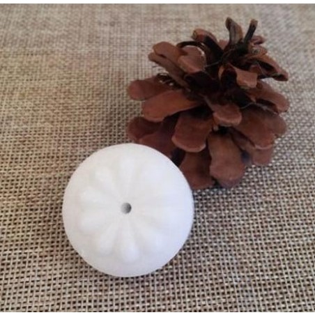 Sáp Ong Vàng Vuốt Chỉ Thêu Cao Cấp Có Hộp Kéo