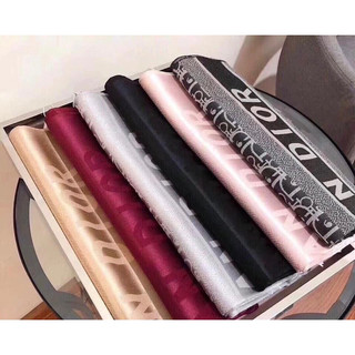 khăn lụa siêu đẹp ,full box xịn xò