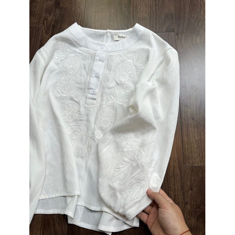 Sơ mi linen tơ mềm thêu thân và tay xinh