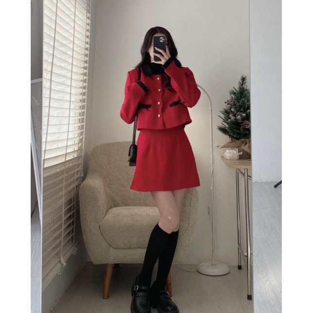 Set dạ Tweet cổ sen lượn sóng phối màu đen kèm chân váy chữ A Hari GenZ 217 P13K1