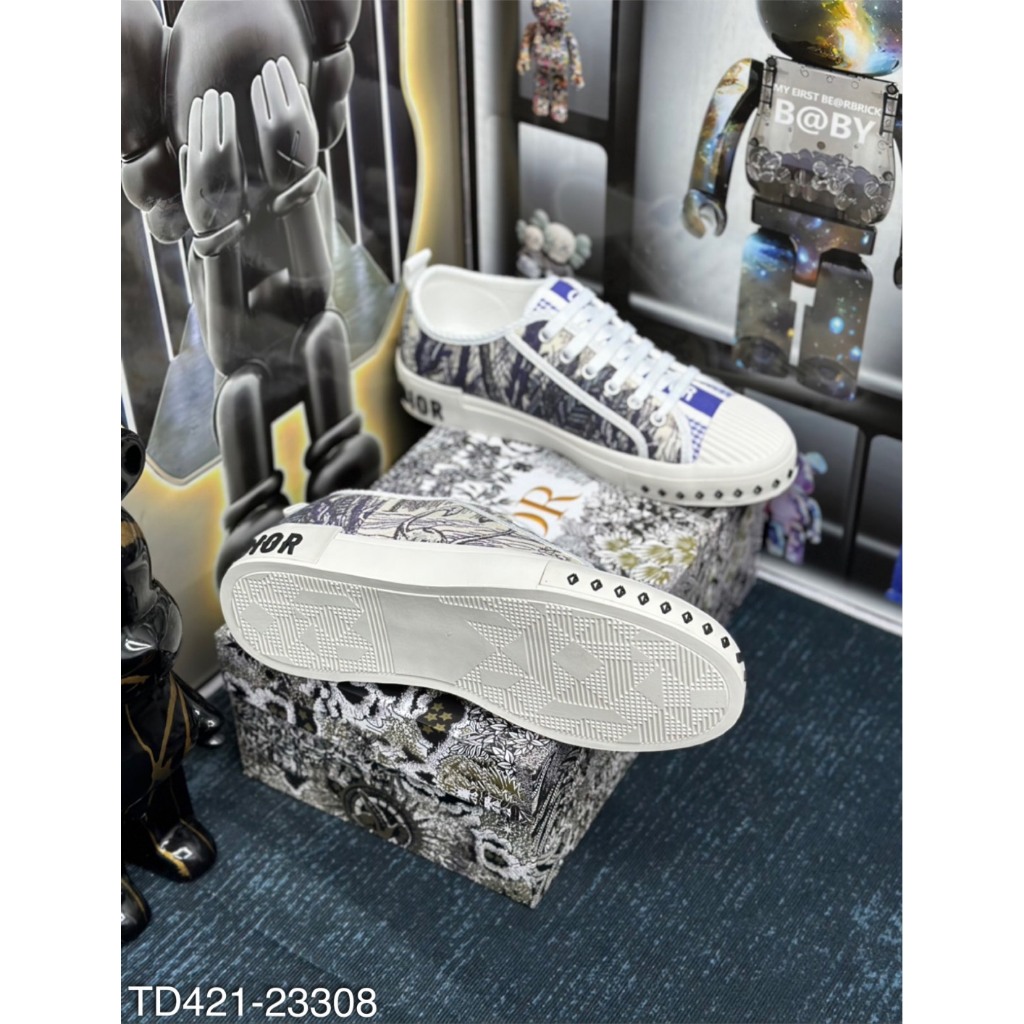 Giày Sneaker Nam Thêu Logo Đế Cao Su Cực Hot Trend