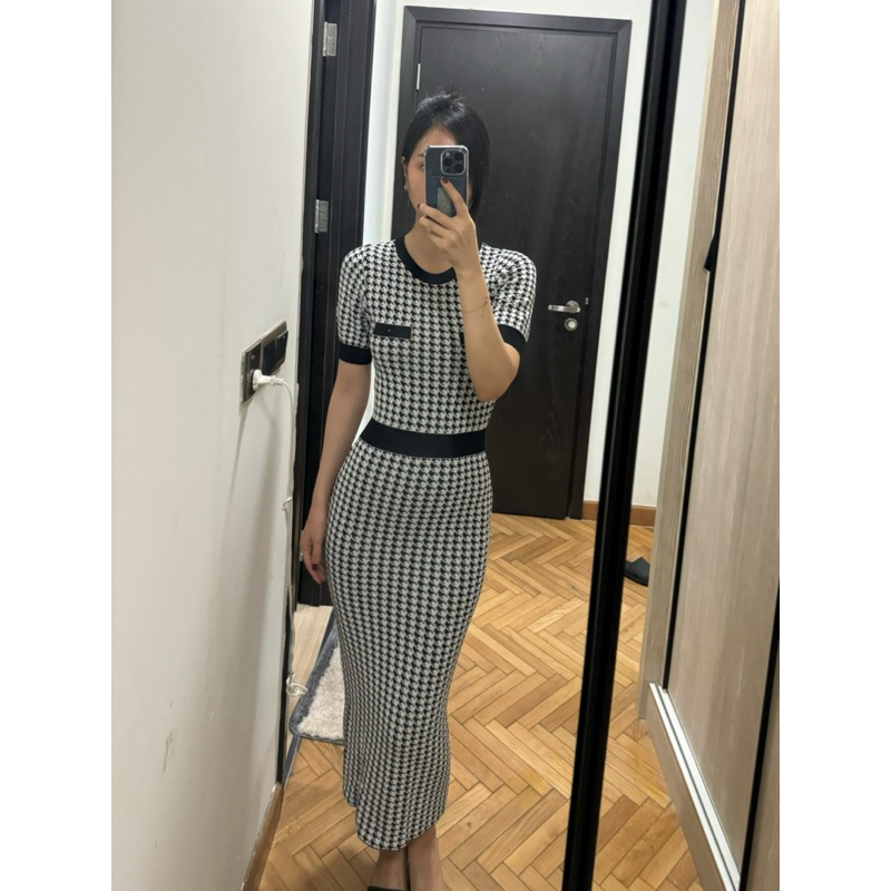 THANH LÝ VÁY body dệt kim sz s mặc sang ạ