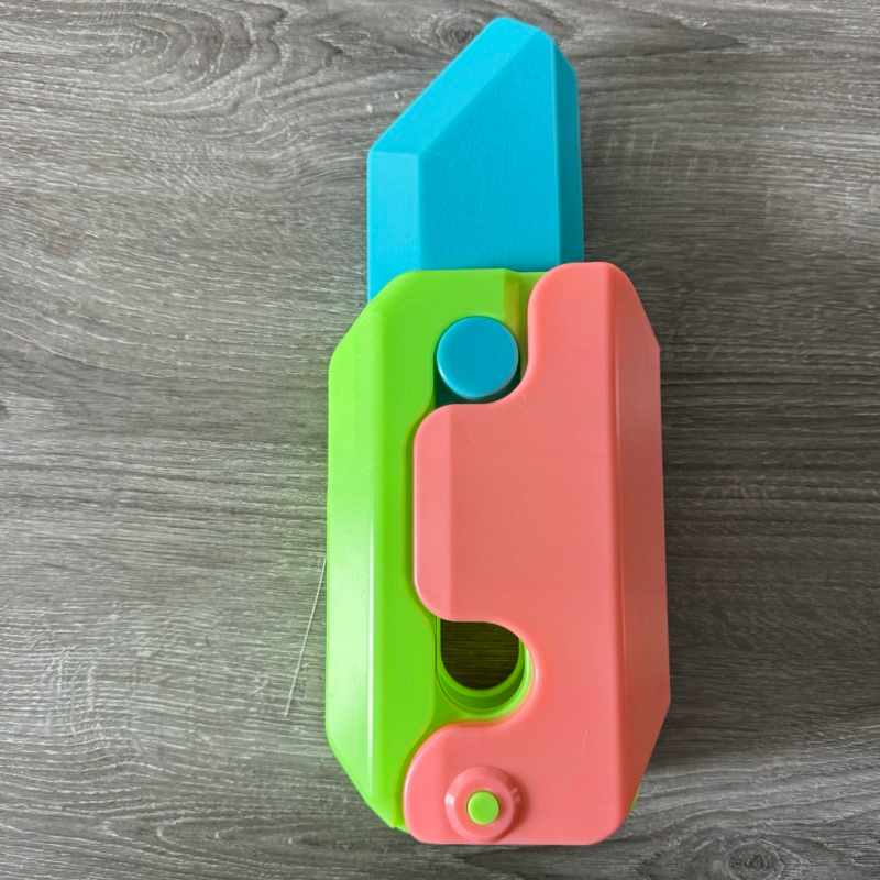 Dao Cà Rốt 3D Khổng Lồ 28cm Dao Củ Cải Đồ Chơi Trọng Lực Giảm Stress