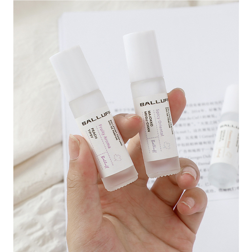 Nước hoa lăn nội địa Trung nhỏ gọn mùi hương tinh tế