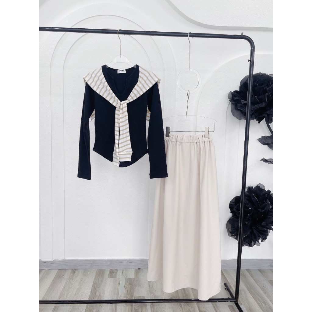 SET ÁO ĐEN TAY DÀI GÂN TĂM BODY XẺ V + DÂY SỌC QUÀNG CỔ + CHÂN VÁY MIDI KEM SUÔNG