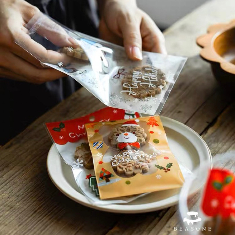 Xấp 50 túi dán miệng hoạ tiết giáng sinh, gấu nâu đựng bánh quy icing