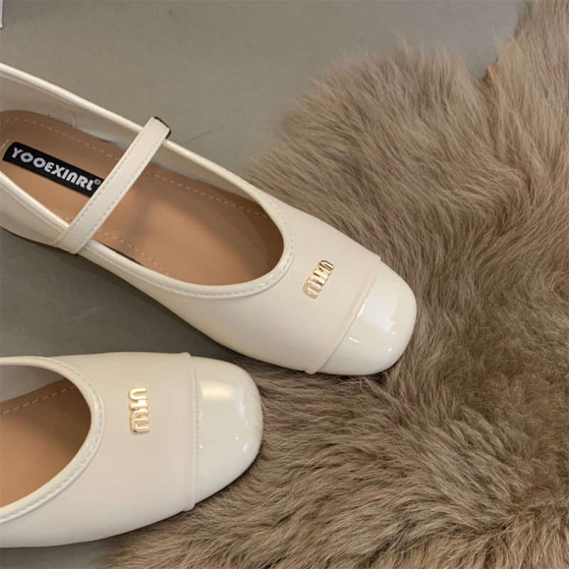 Giày mary Jane mũi tròn phối bóng mùa thu 2023