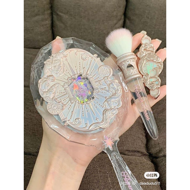 Gương, Cọ Má Flower Knows Keo Lỳ Tái Châu