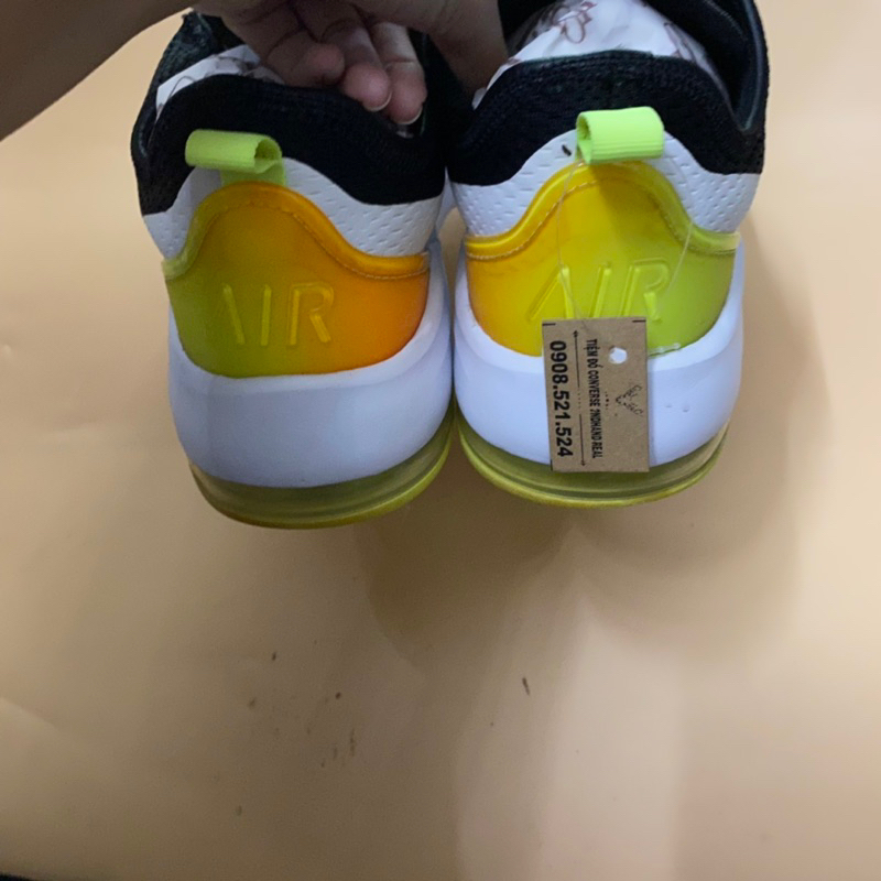 Giày chính hãng đã qua sử dụng