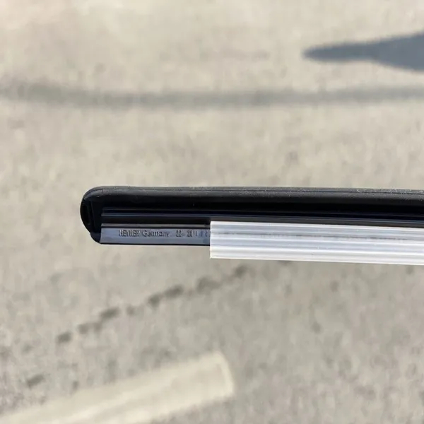 Cặp gạt mưa Heyner Super Flat cho xe Porsche Macan 2014-2022 kèm adapter