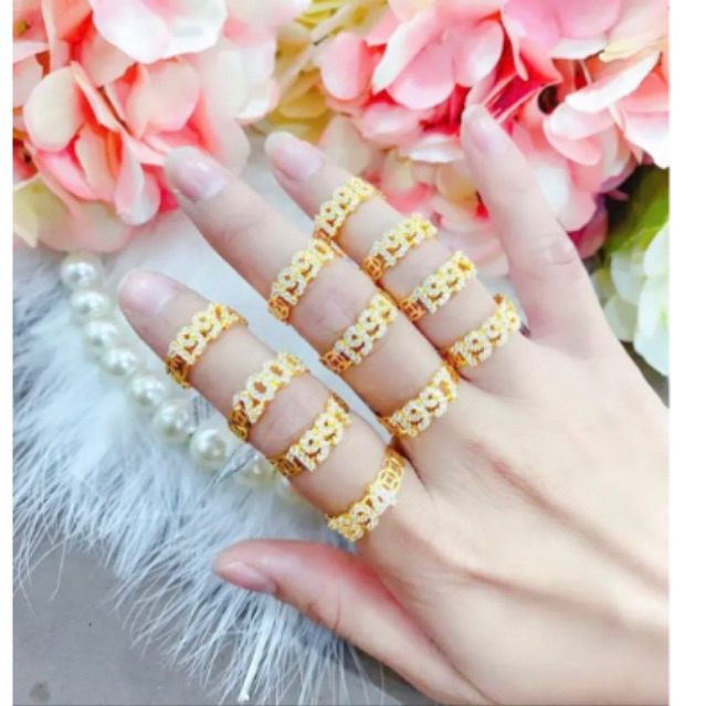 Nhẫn kiểu năm  thời trang hiện đại