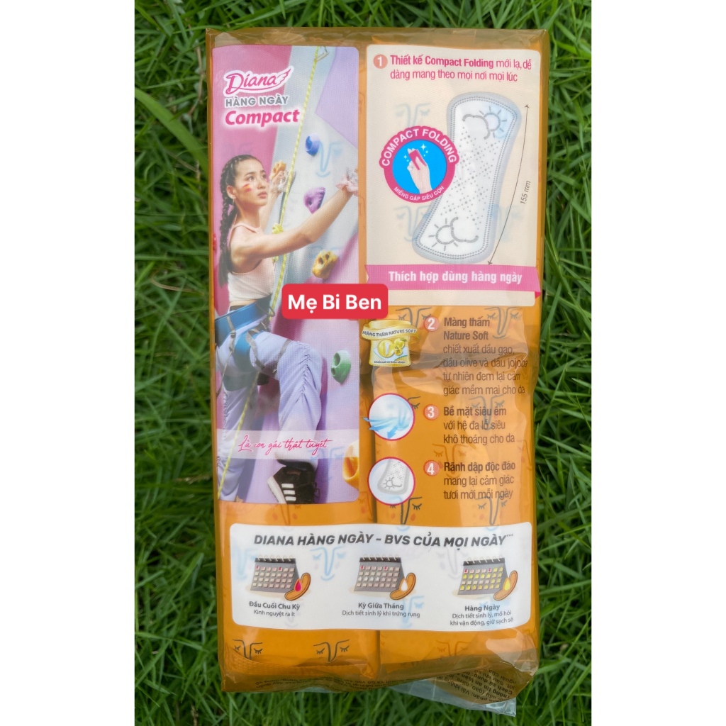 Băng vệ sinh Diana Hàng Ngày Sensi mỏng nhẹ Compact gói 40/20 miếng 15.5cm - Chính Hãng